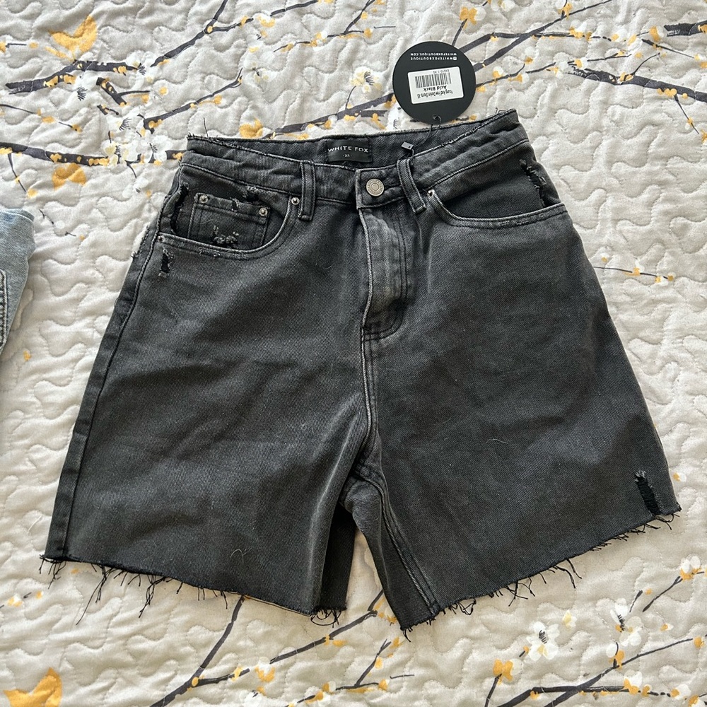 White fox Boutique black jean shorts